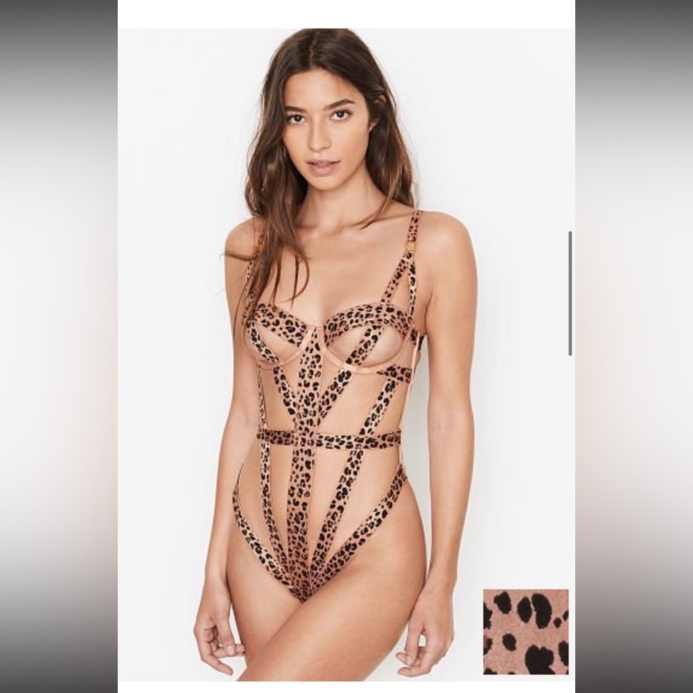 SOLD Victoria’s Secret Bondage Style Teddy Leopard Print sz Small